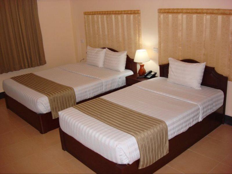 Hôtel Crystal à Sihanoukville Extérieur photo